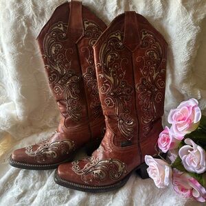 Sergal boots 
3 1/2 Mexicano 
4.5 USA